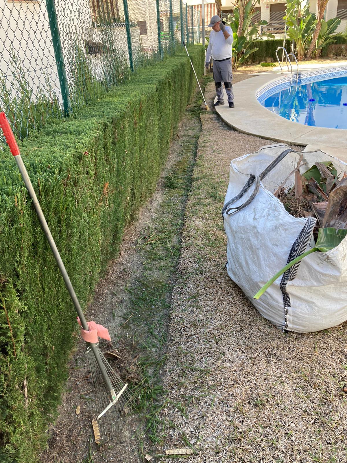 Servicio de limpieza en comunidad